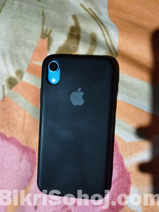 Apple iPhone XR